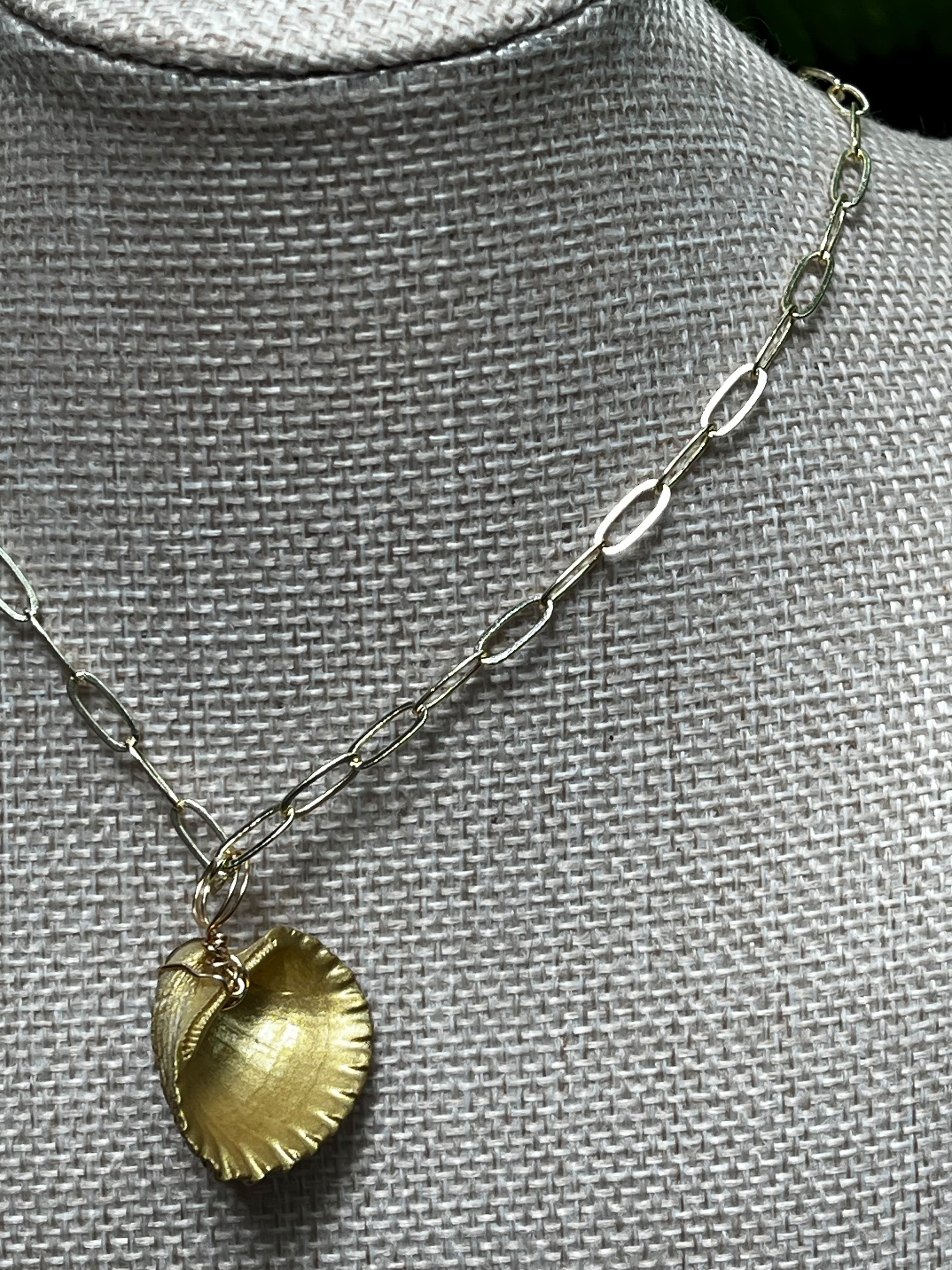 Golden Shore — Hand Painted Gold Seashell Necklace